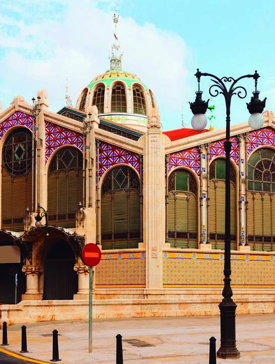 alquiler de bicicletas en valencia- mercado central valencia