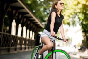 Descubrir Valencia en bicicleta - Chica