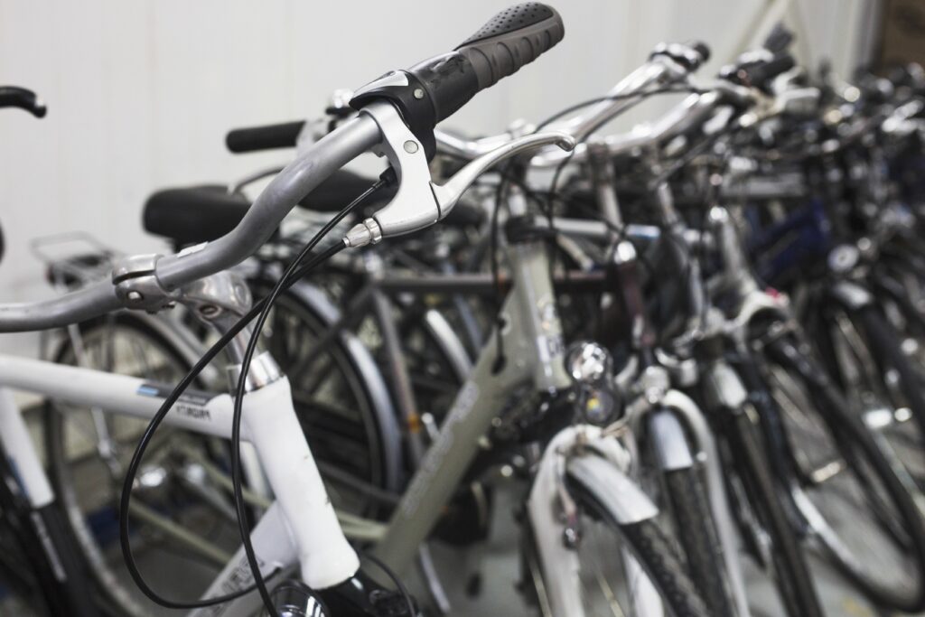 alquilar bicicletas en Valencia-muchas bicis