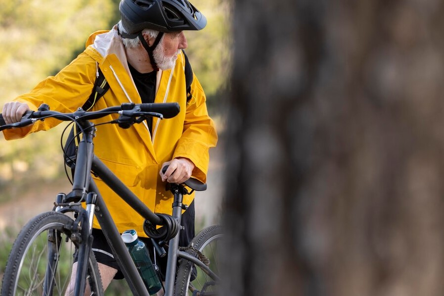 alquilar bicis en Valencia-hombre