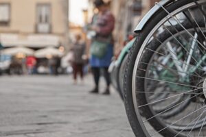 alquilar bicicletas en Valencia-rueda