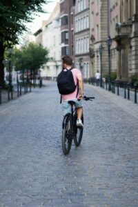 alquiler de bicis en Valencia-chico bici