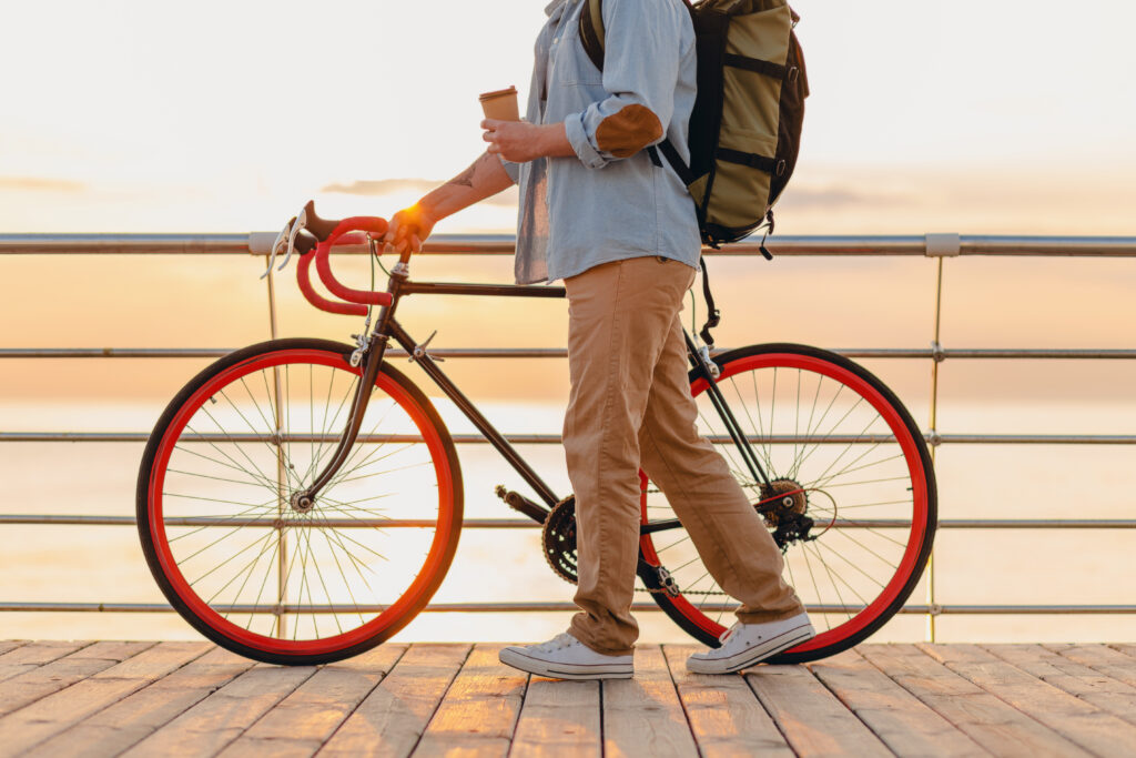 Alquilar bicis en Valencia-playa